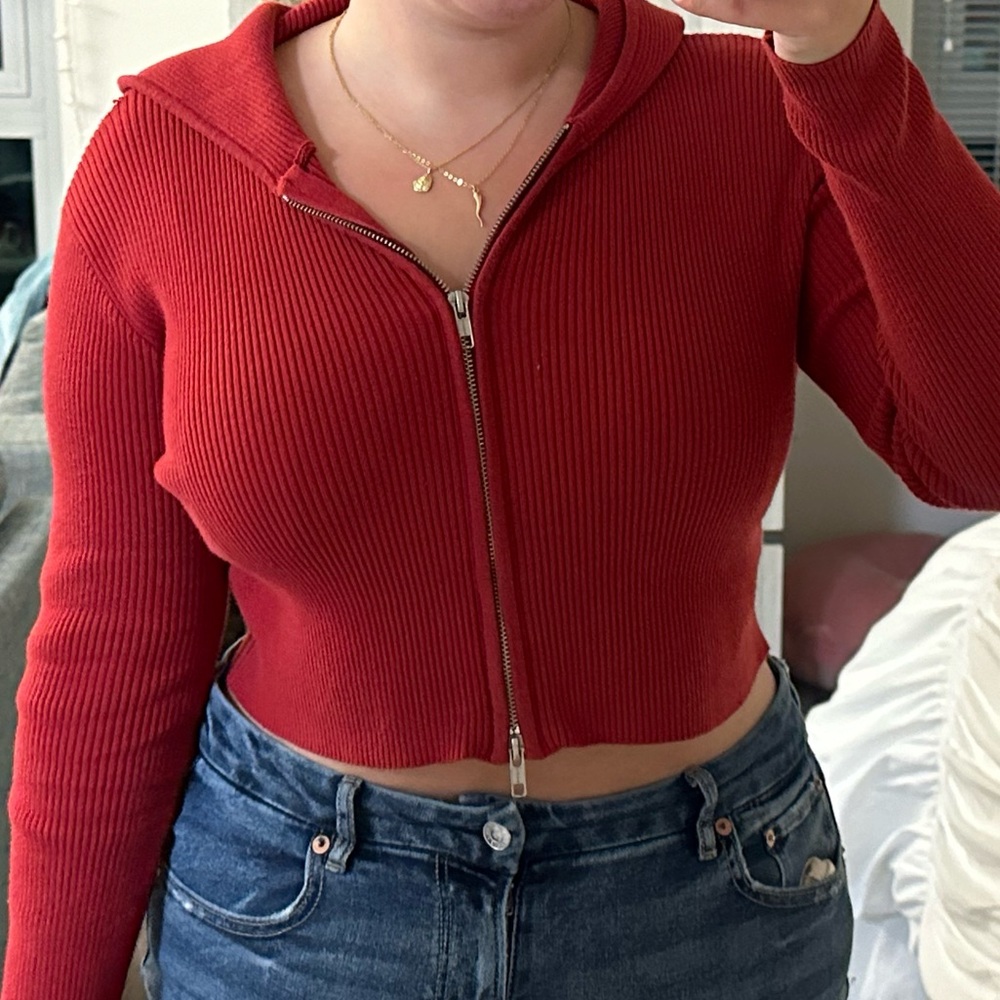 brandy melville sweater